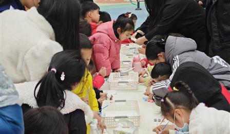聚焦一线 | 人居智慧公司积极营造春节“喜”气
